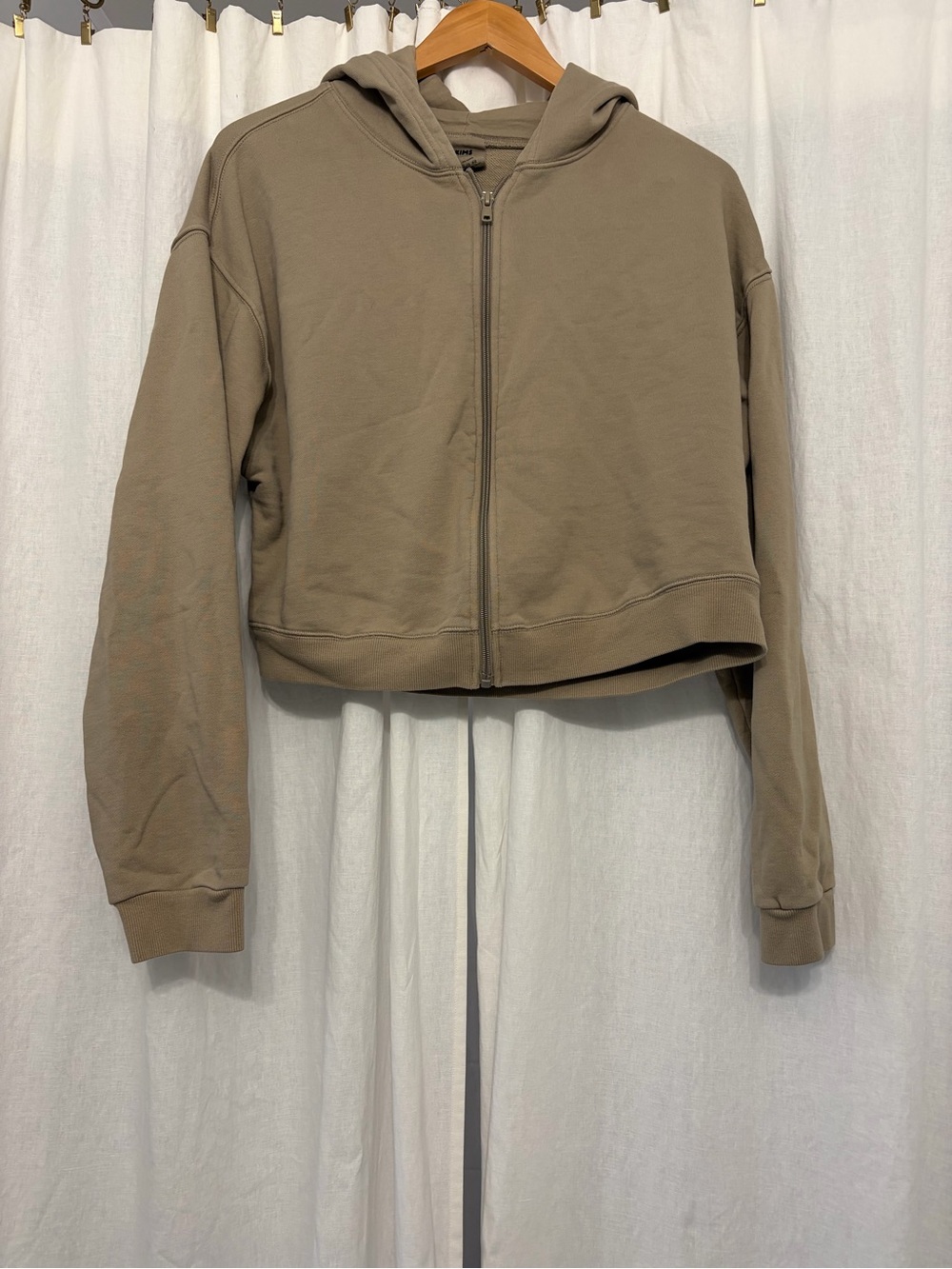 SKIMS Women's Cropped Zip Hoodie Jacket - 100% cotton